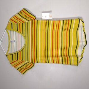 NWT Lularoe Classic T size XS